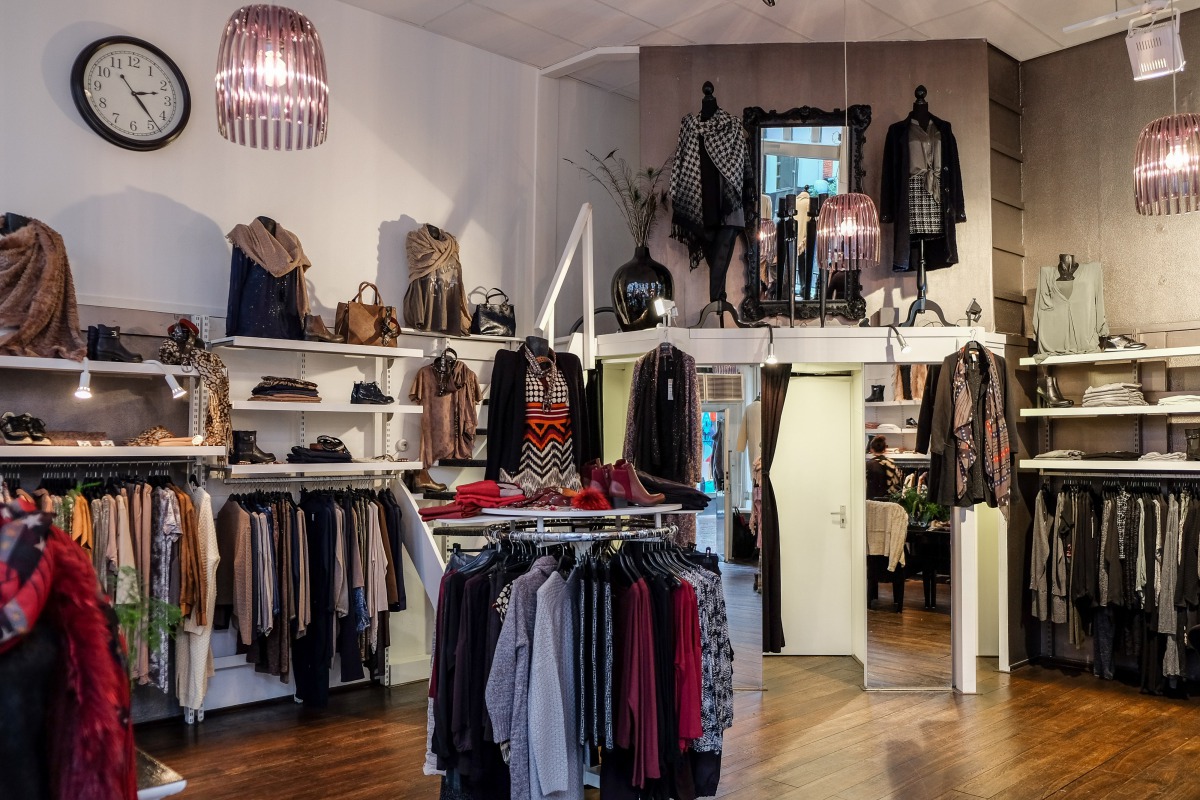 Etalage van Top Stijl aan de Grote Overstraat in Deventer